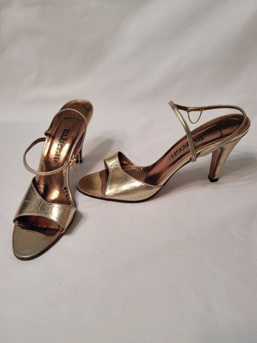 Maserati Italian Women Sandals Shoes Heels Gold Leather size 7.5 S (Slim AAA)